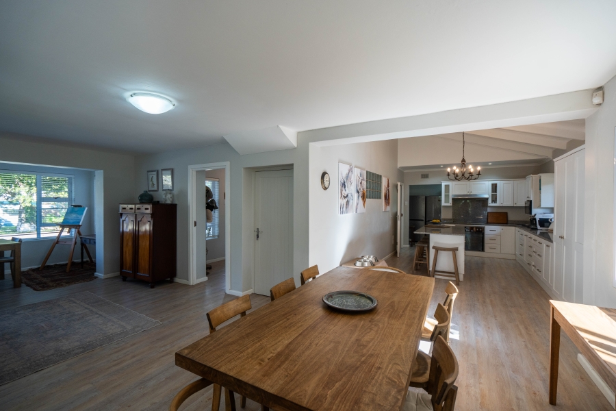 5 Bedroom Property for Sale in Kenton On Sea Eastern Cape